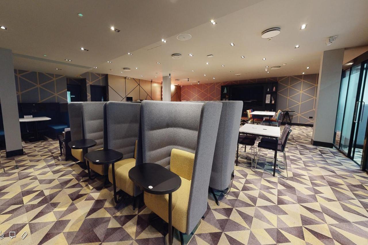 Village Hotel Birmingham Уолсал Екстериор снимка