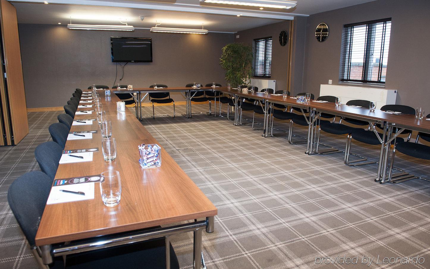 Village Hotel Birmingham Уолсал Екстериор снимка