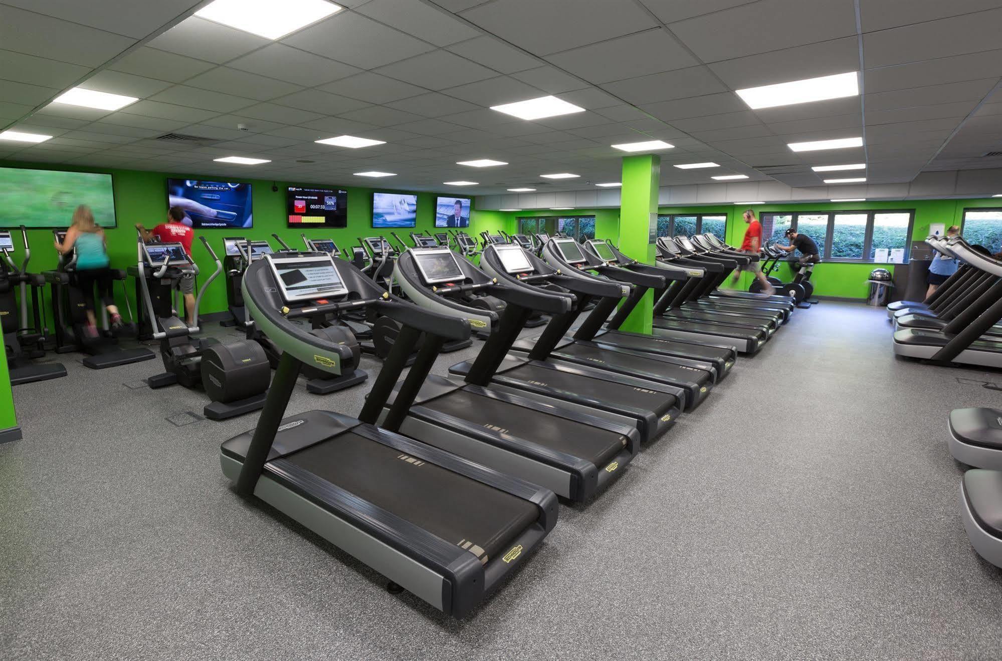 Village Hotel Birmingham Уолсал Екстериор снимка