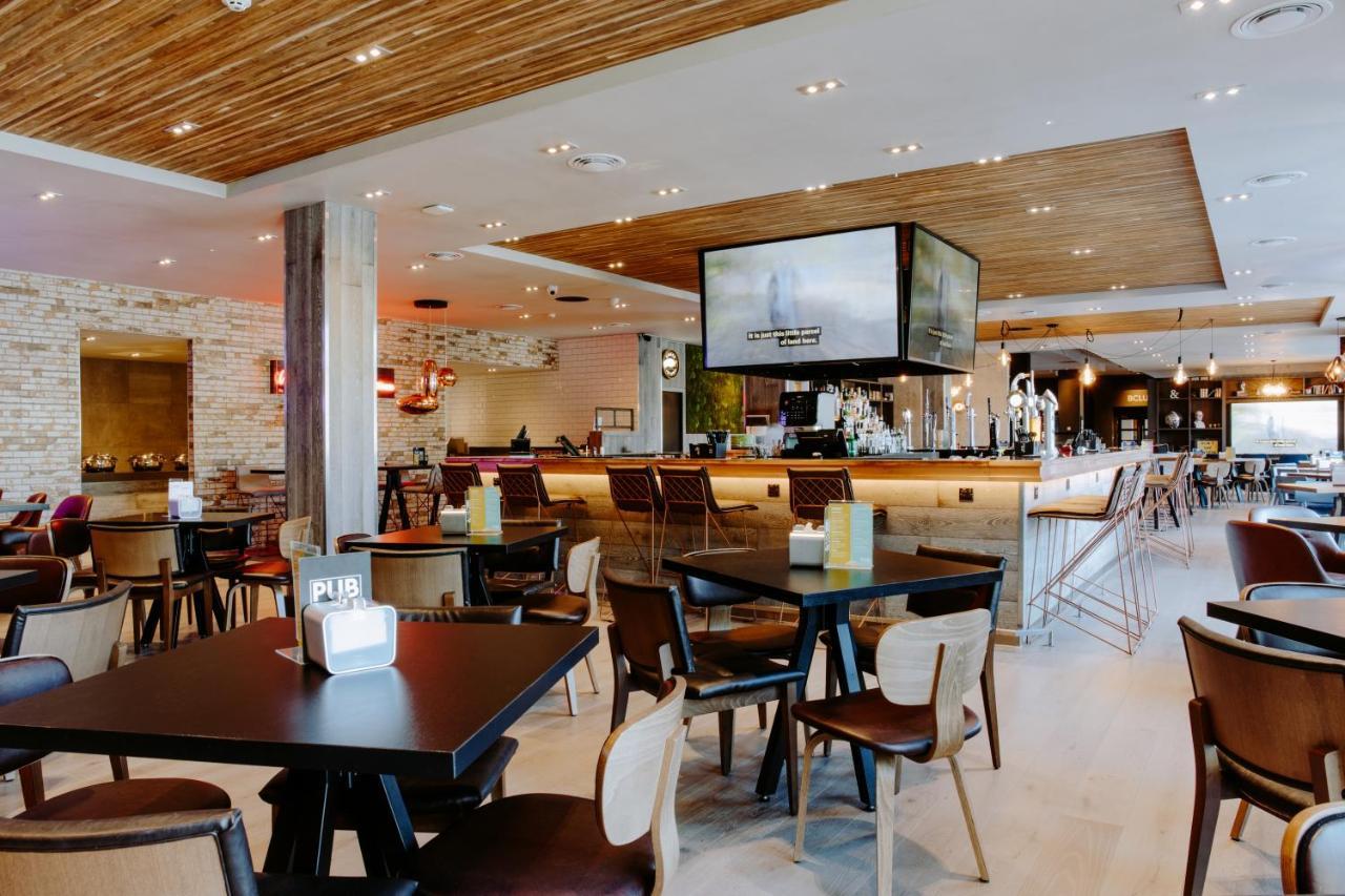 Village Hotel Birmingham Уолсал Екстериор снимка